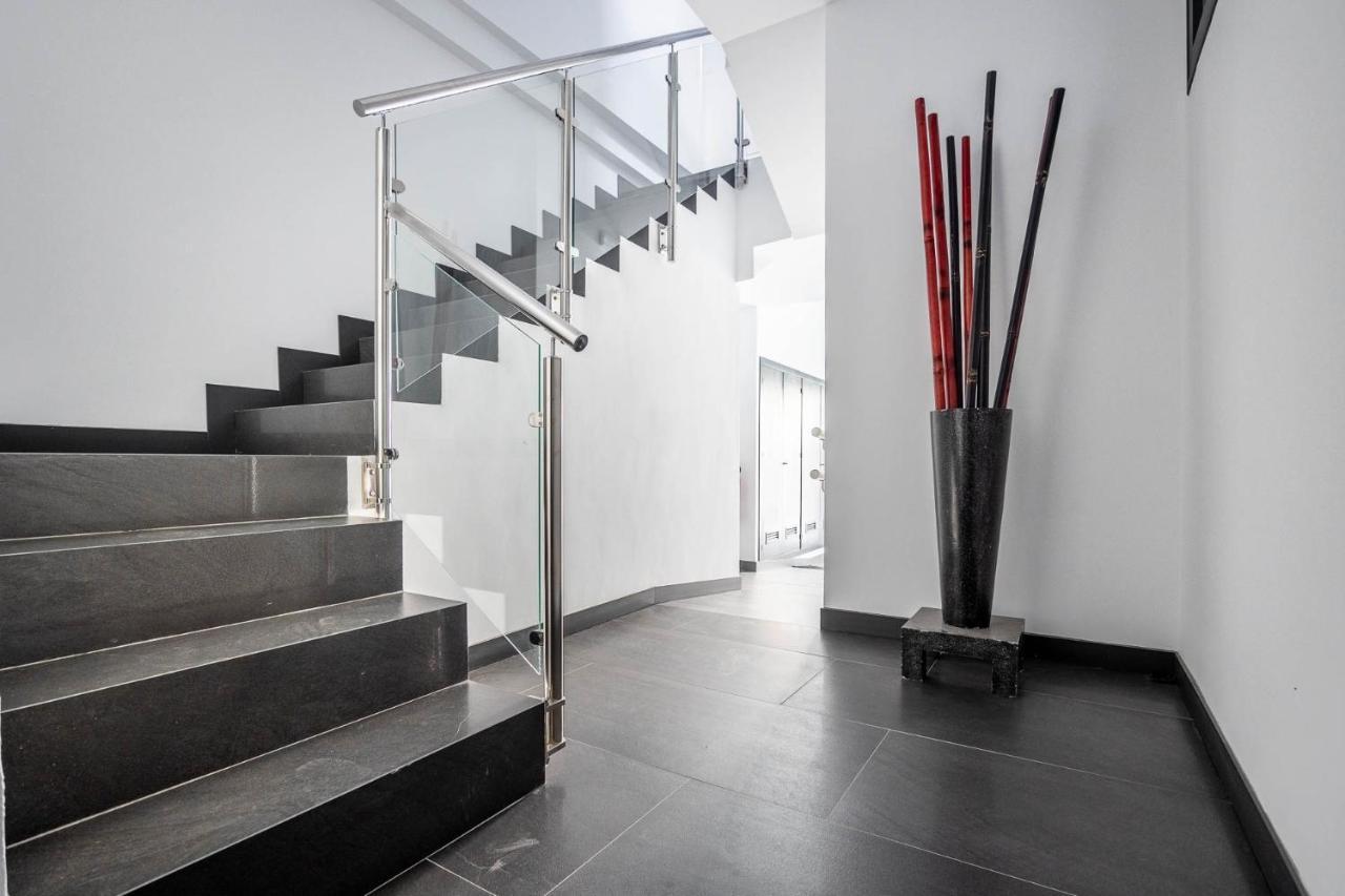 Nervion Suites 1 - Vacacional Sevilla Ngoại thất bức ảnh